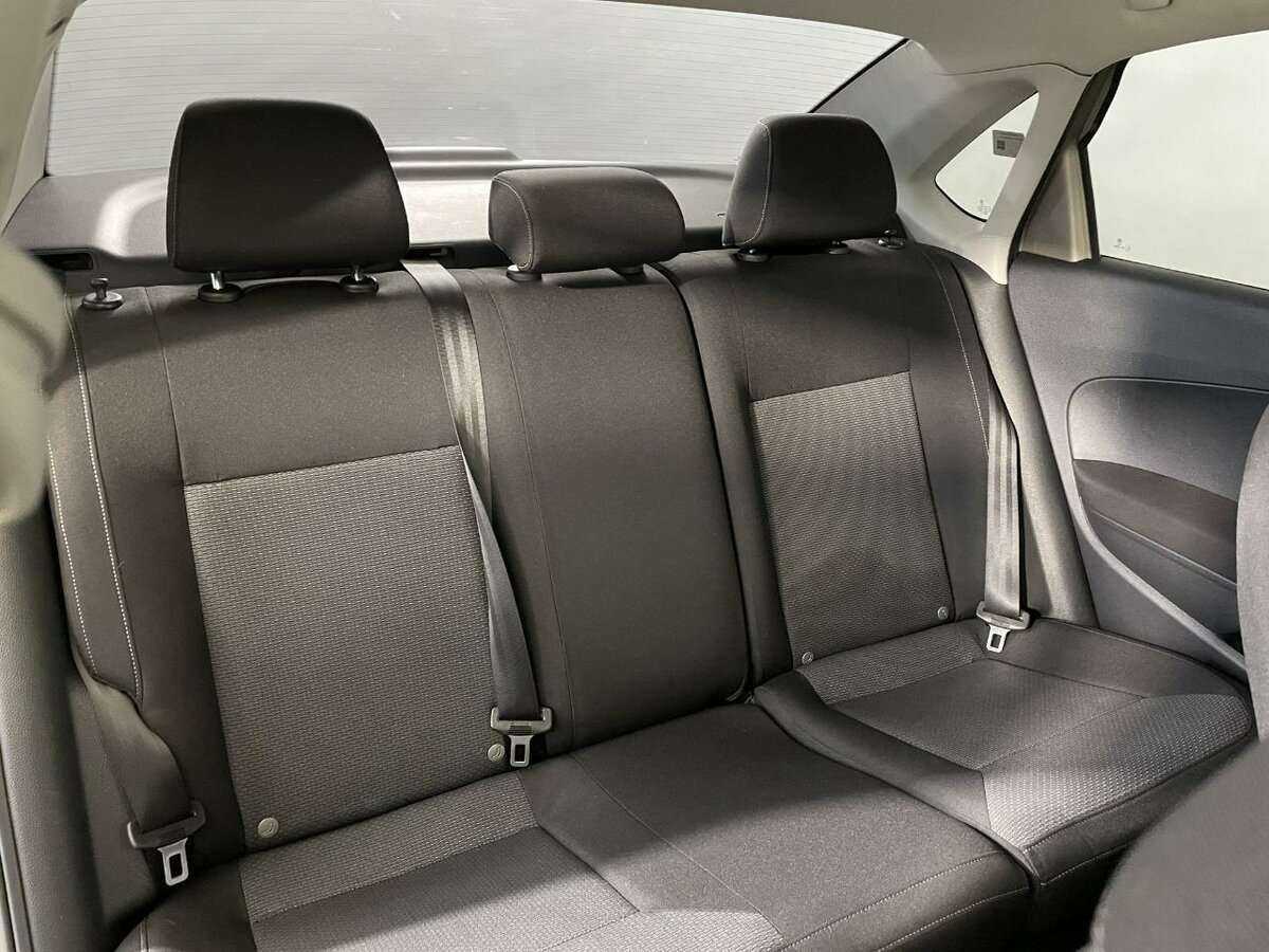 Купить Volkswagen Polo с пробегом. Фото: #13