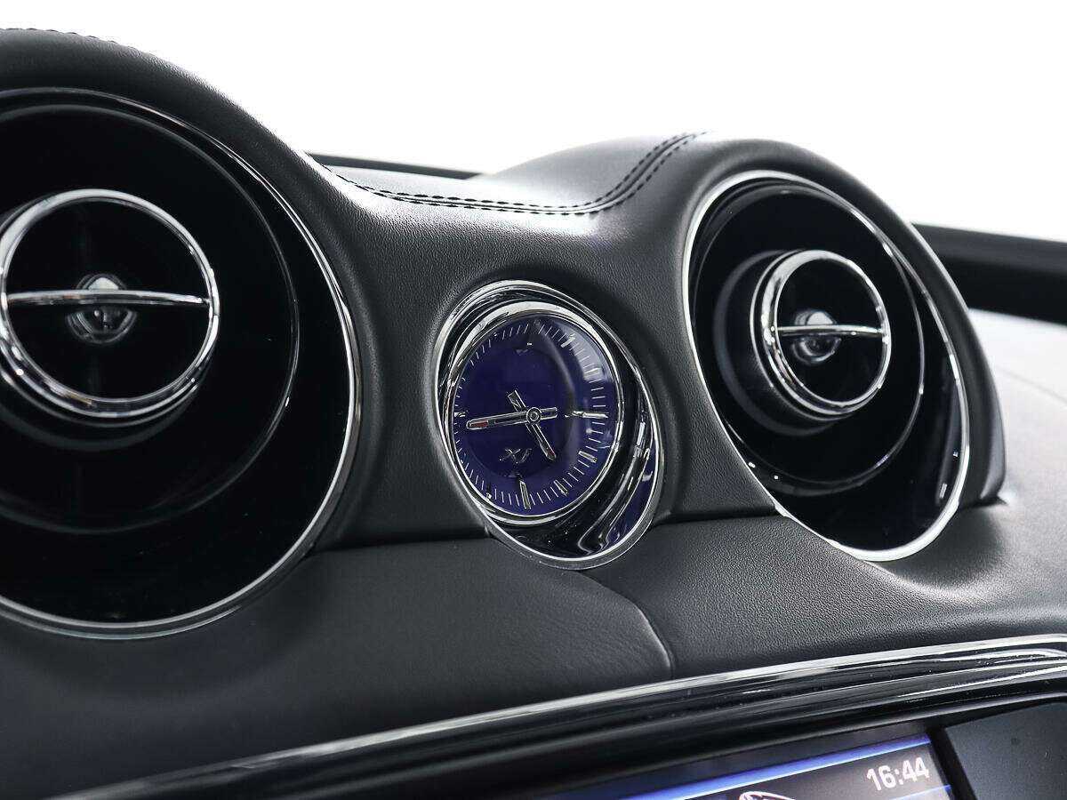 Купить Jaguar XJ с пробегом. Фото: #15