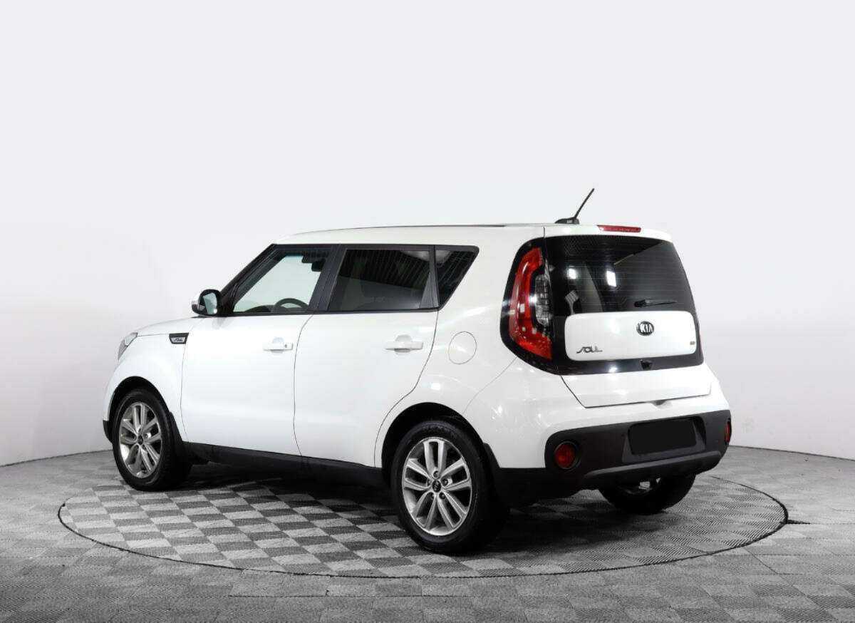 Купить Kia Soul с пробегом. Фото: #5