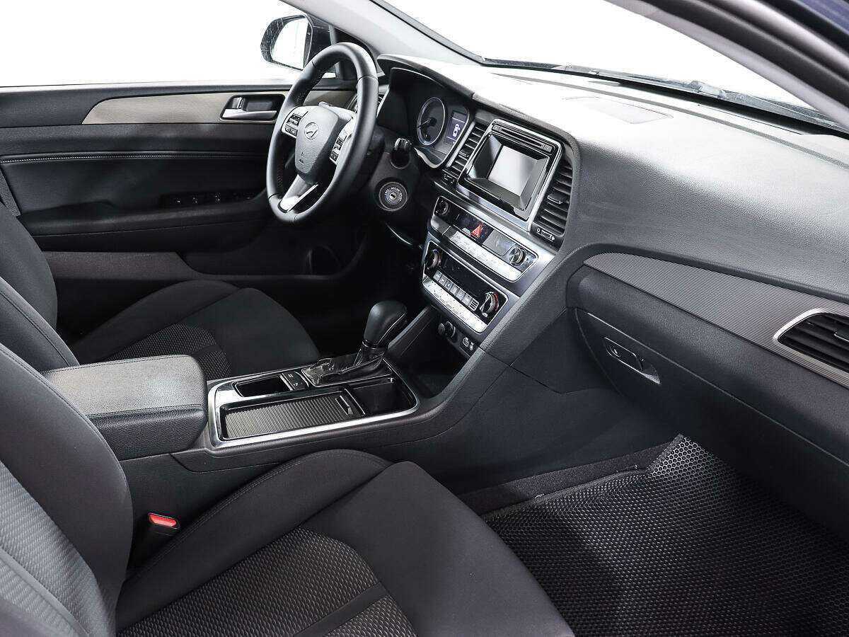 Купить Hyundai Sonata с пробегом. Фото: #8