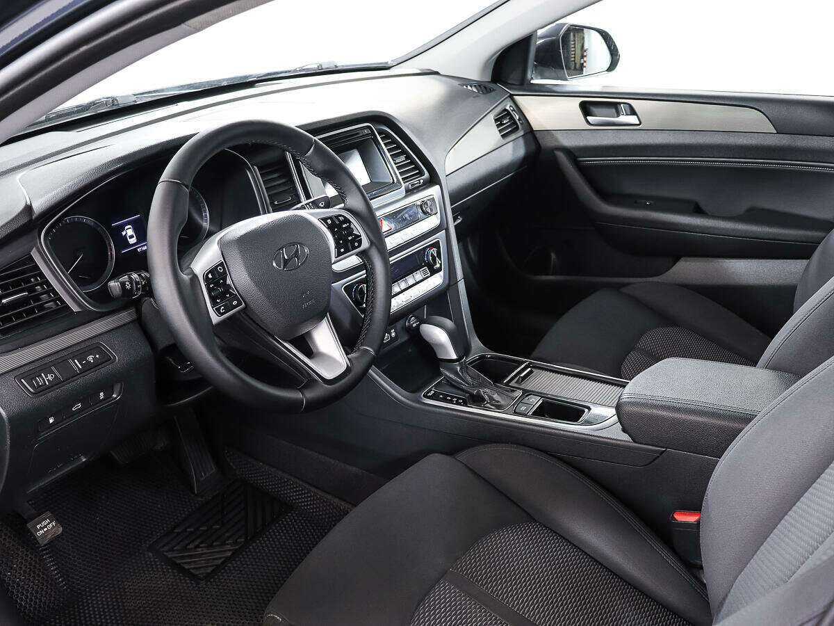 Купить Hyundai Sonata с пробегом. Фото: #12