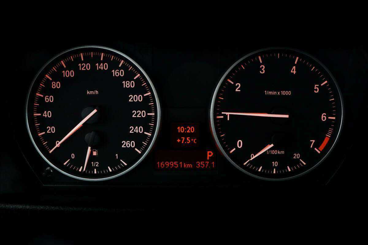 Купить BMW X1 с пробегом. Фото: #9