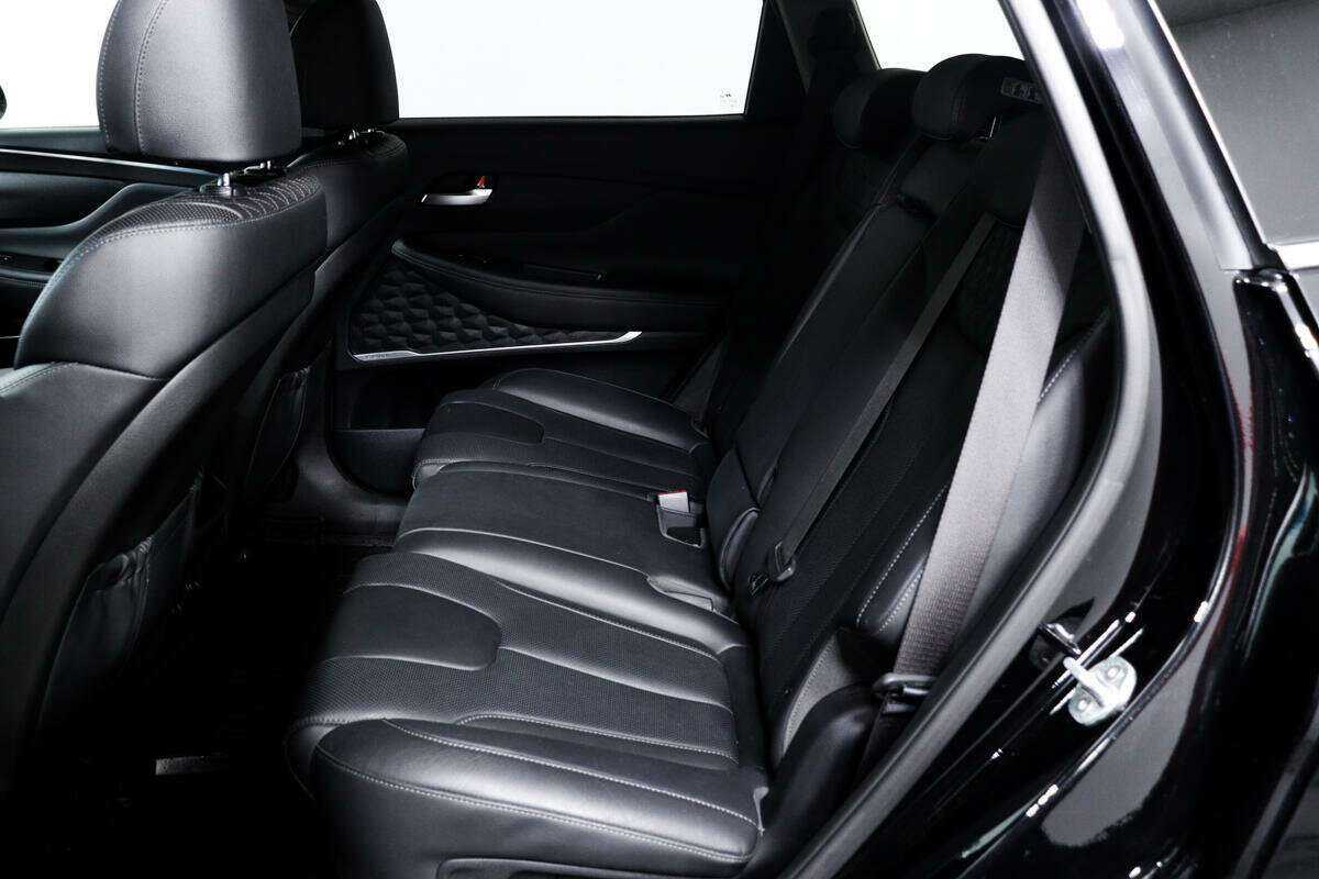 Купить Hyundai Santa Fe с пробегом. Фото: #11