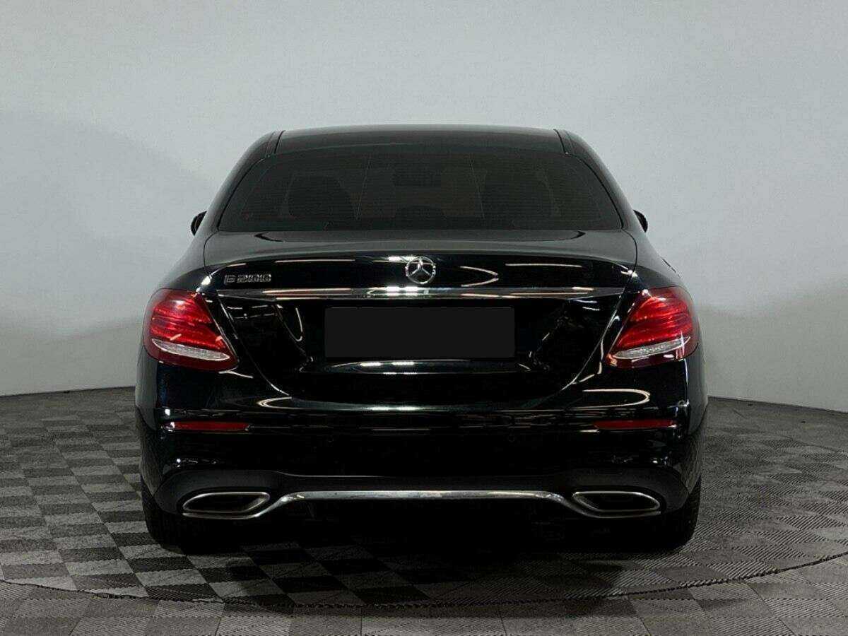 Купить Mercedes-Benz E-Класс с пробегом. Фото: #4