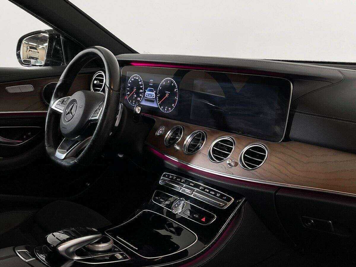 Купить Mercedes-Benz E-Класс с пробегом. Фото: #5