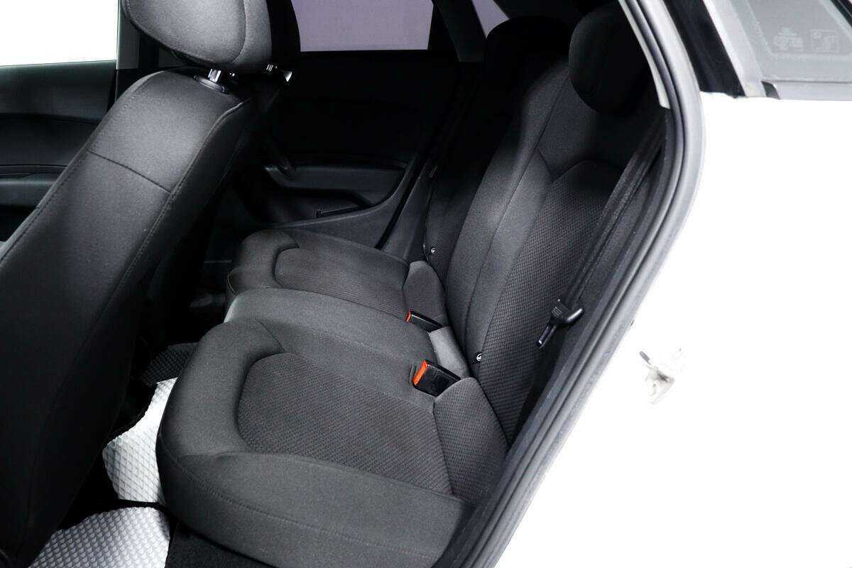 Купить Audi A1 с пробегом. Фото: #11