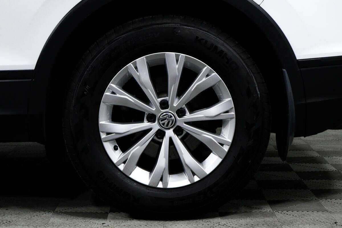 Купить Volkswagen Tiguan с пробегом. Фото: #13