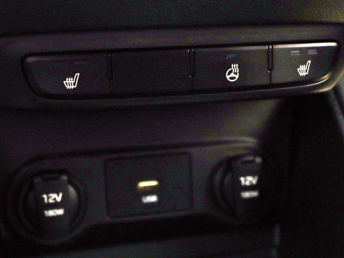 Купить Hyundai Solaris с пробегом. Фото: #14