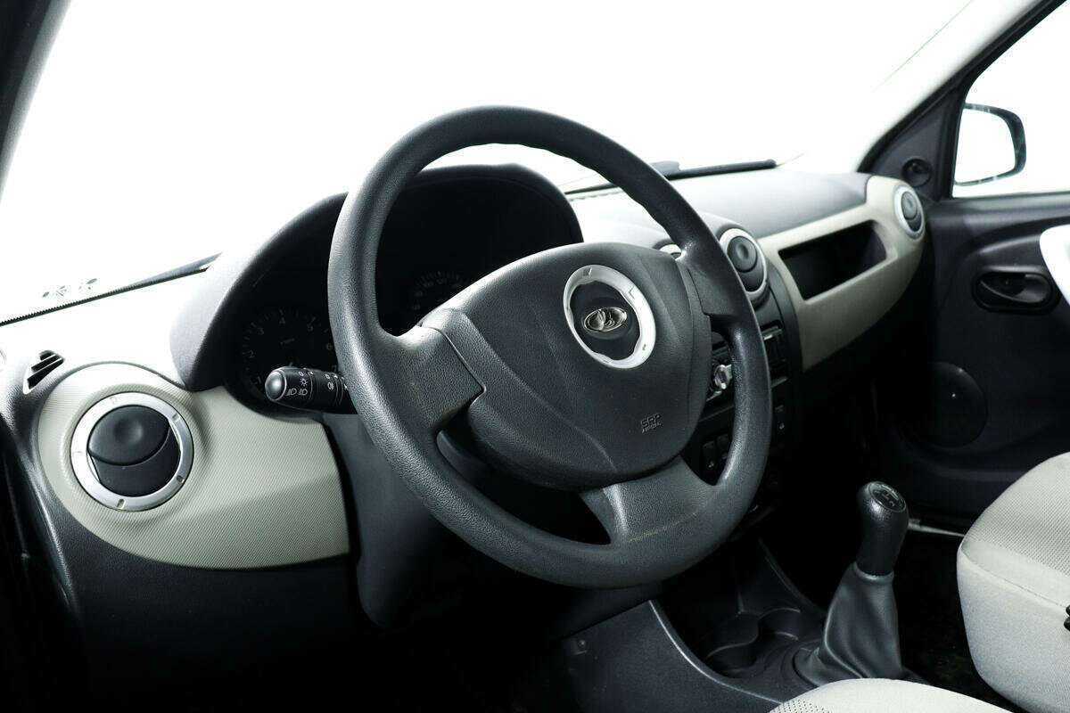 Купить Lada (ВАЗ) Largus с пробегом. Фото: #12