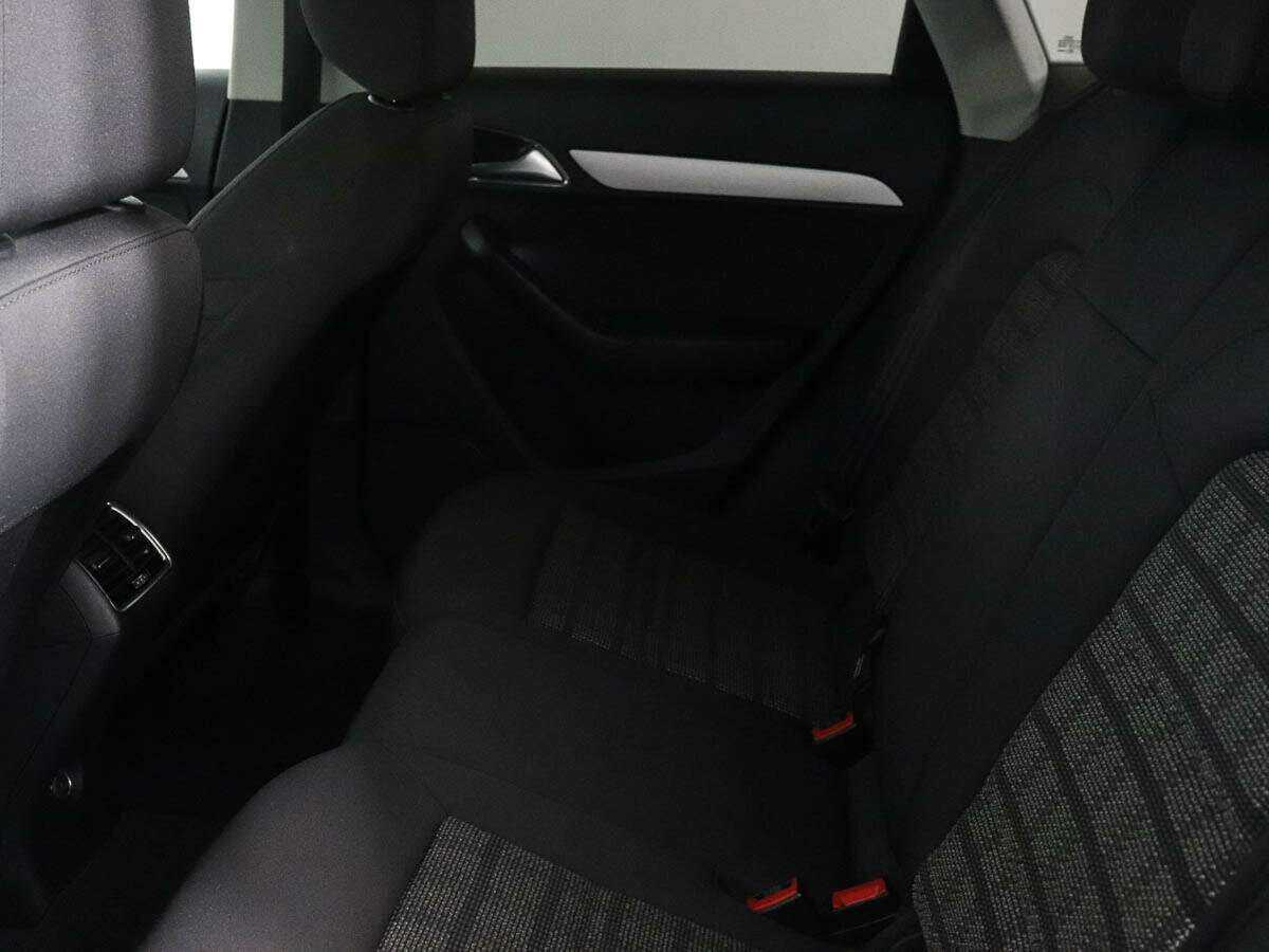 Купить Audi Q3 с пробегом. Фото: #8
