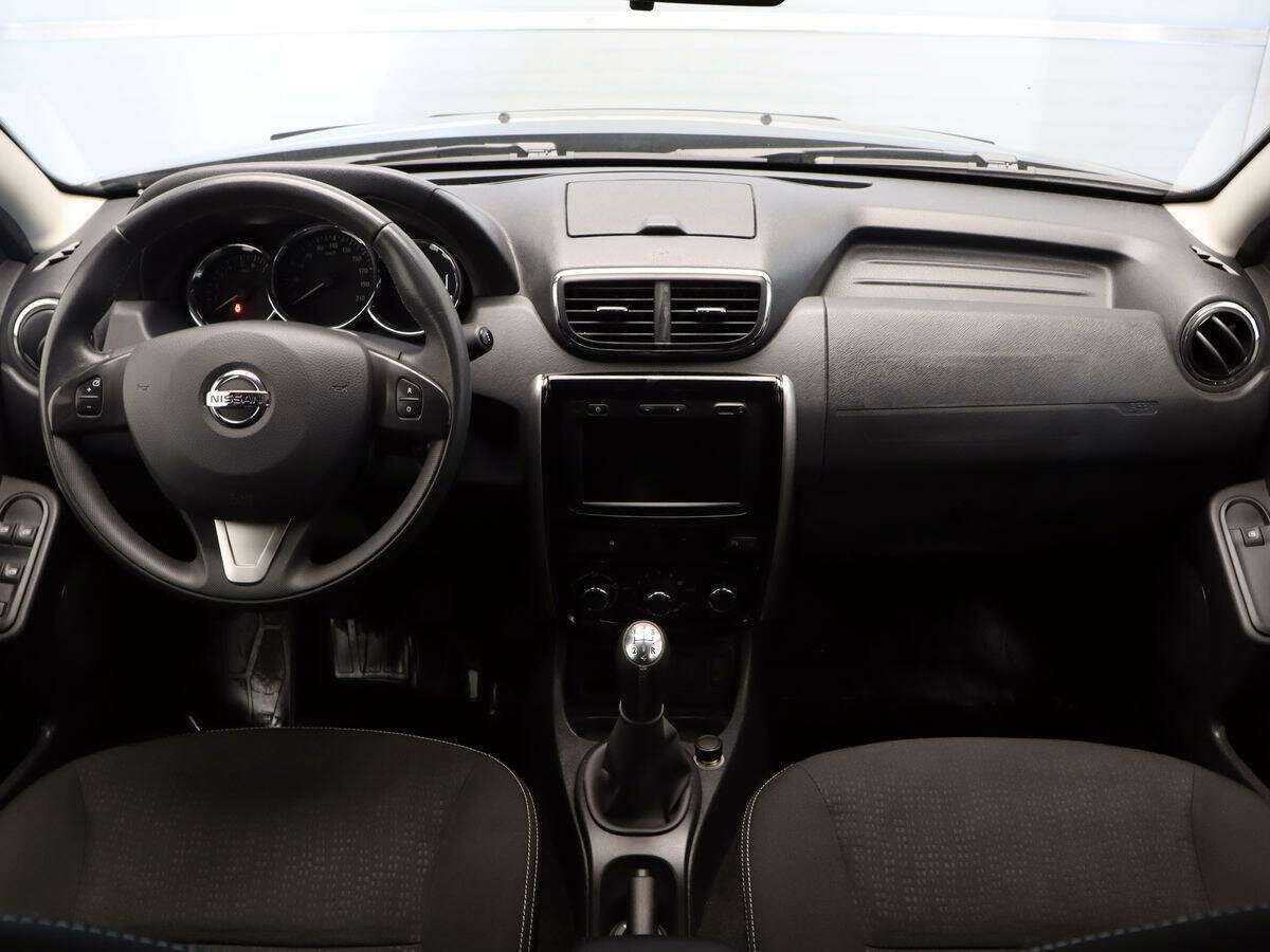 Купить Nissan Terrano с пробегом. Фото: #7