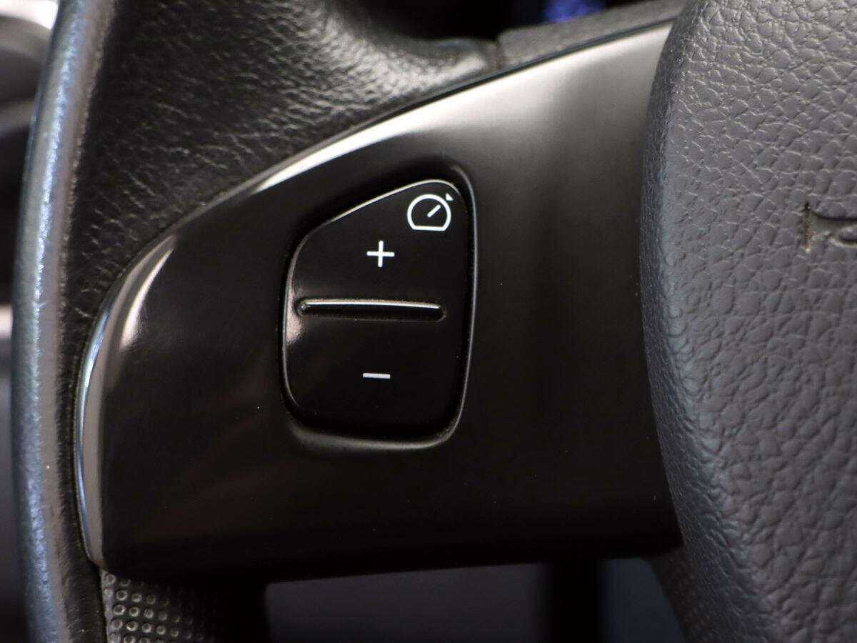 Купить Nissan Terrano с пробегом. Фото: #9