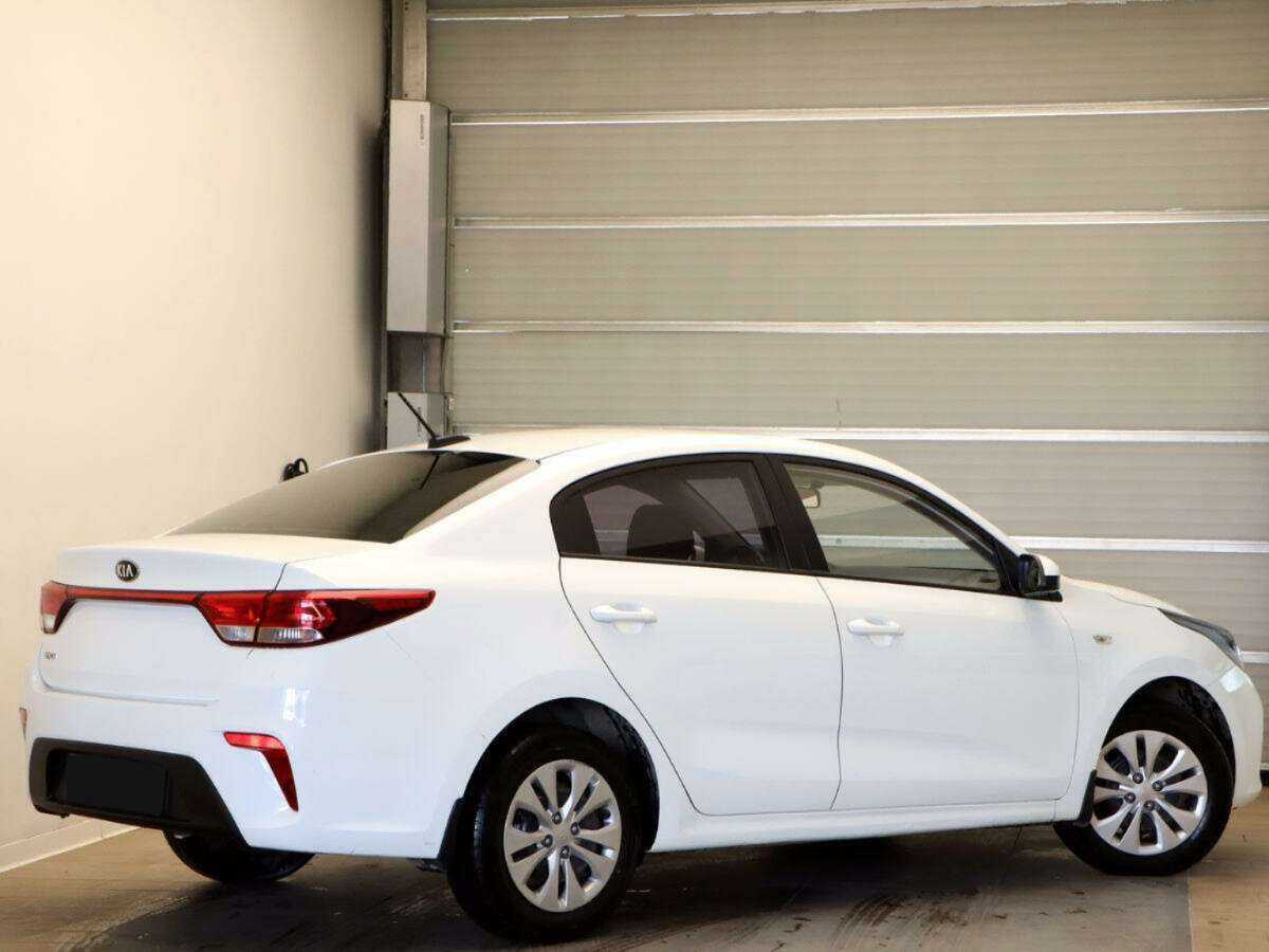 Купить Kia Rio с пробегом. Фото: #3