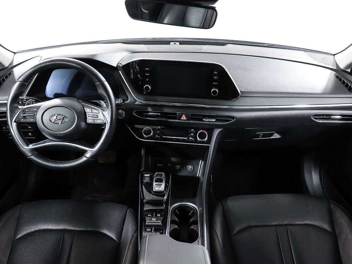 Купить Hyundai Sonata с пробегом. Фото: #11