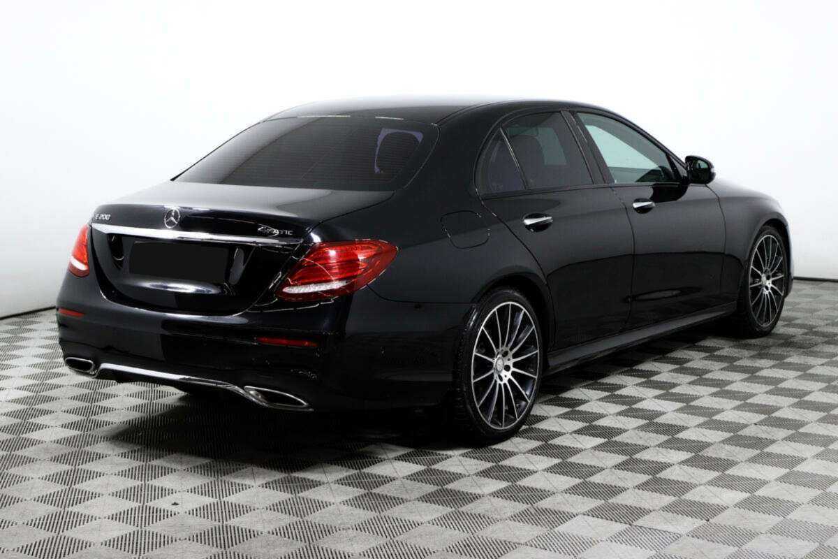 Купить Mercedes-Benz E-Класс с пробегом. Фото: #4