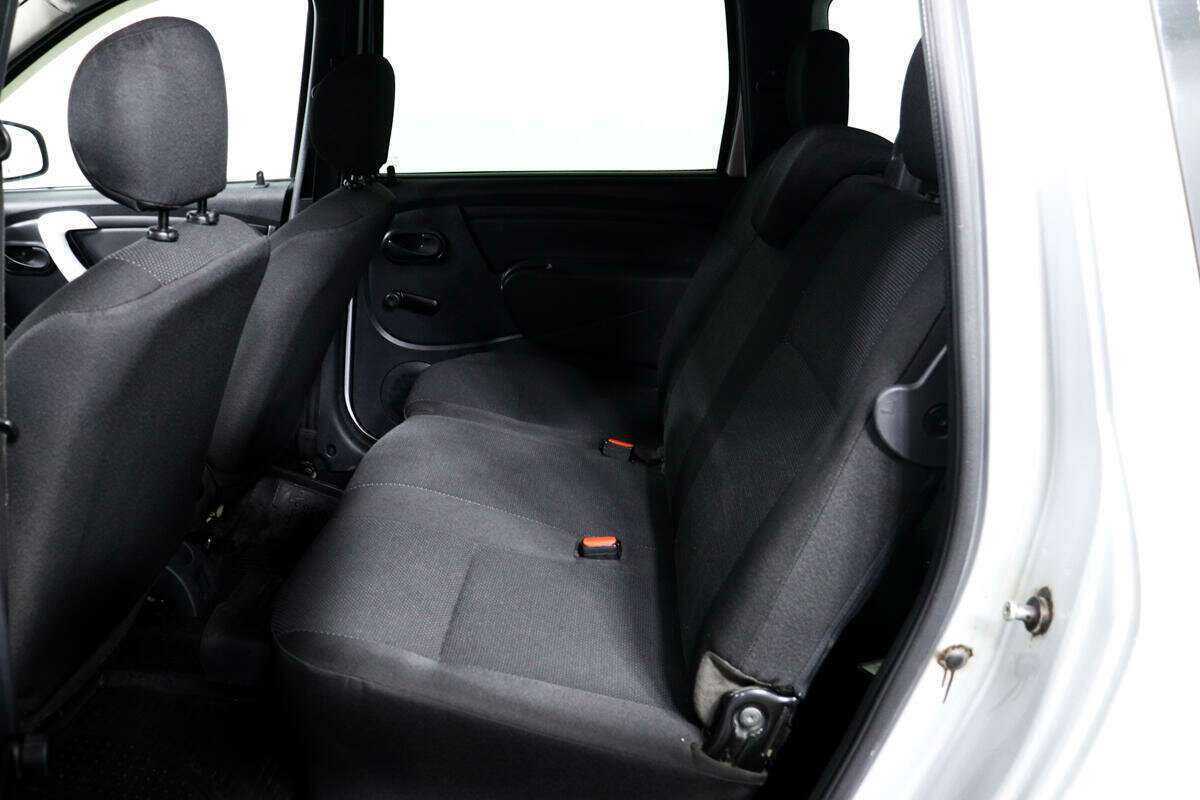 Купить Lada (ВАЗ) Largus с пробегом. Фото: #11