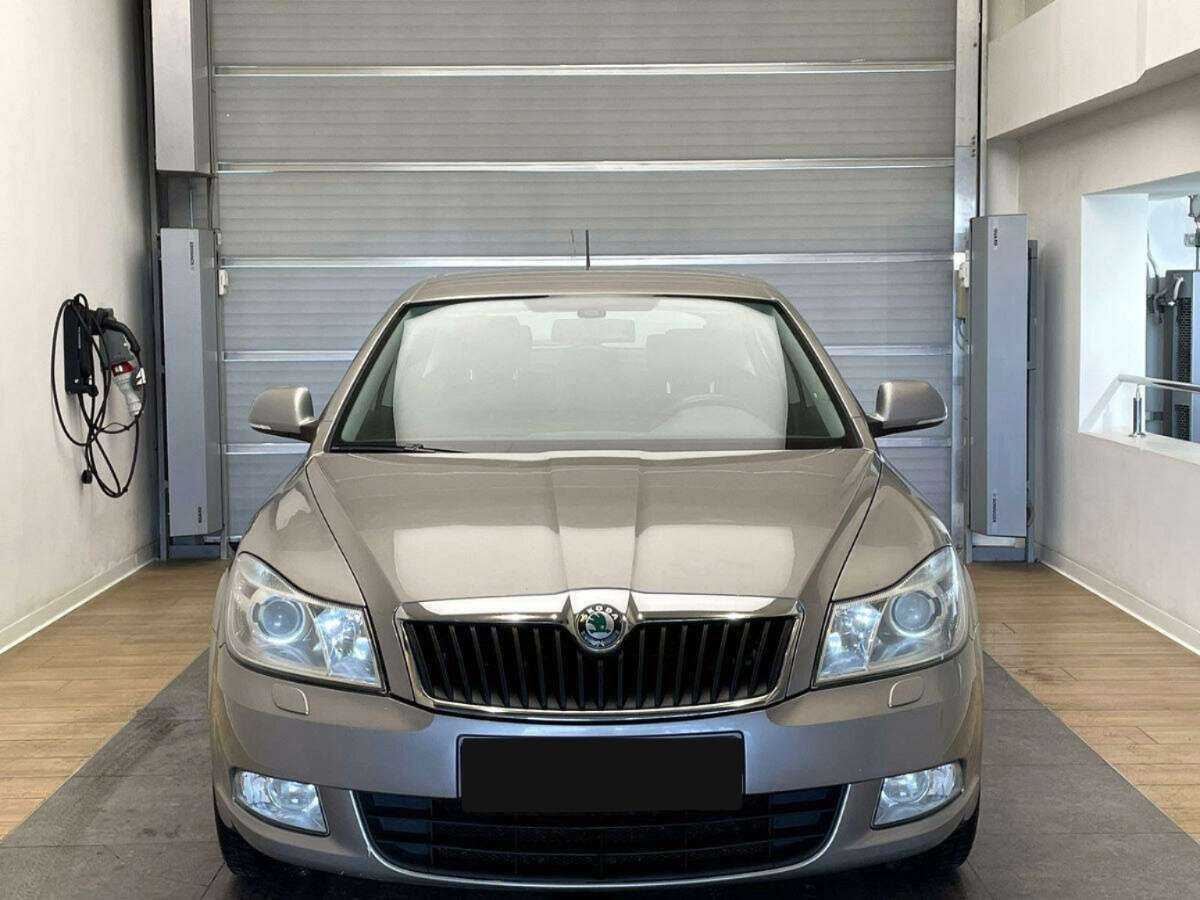 Купить Skoda Octavia с пробегом. Фото: #1