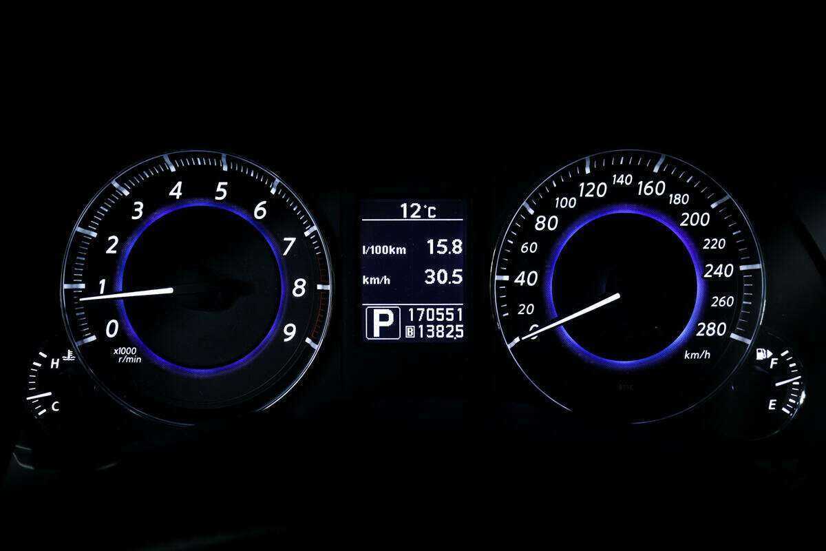 Купить Infiniti FX с пробегом. Фото: #9