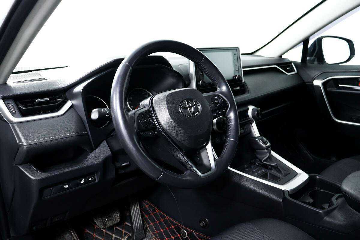 Купить Toyota RAV4 с пробегом. Фото: #12