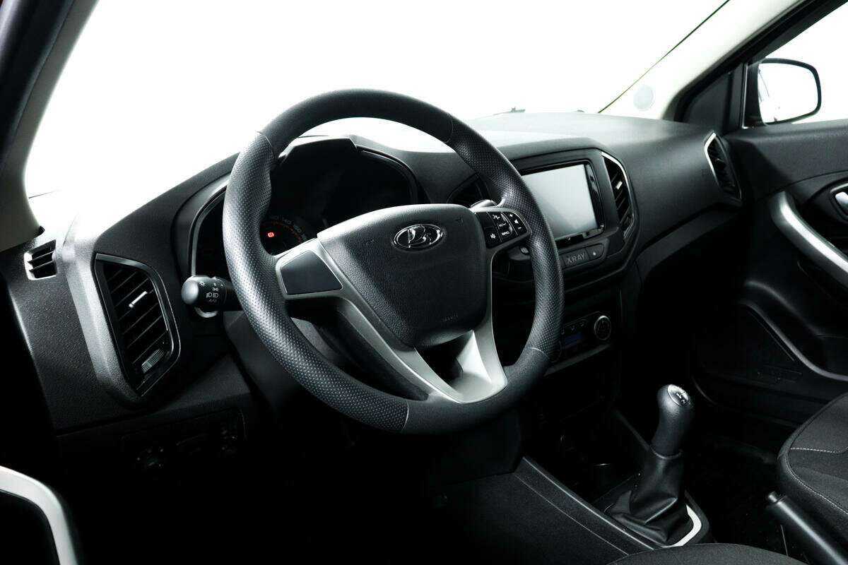 Купить Lada (ВАЗ) XRAY с пробегом. Фото: #12