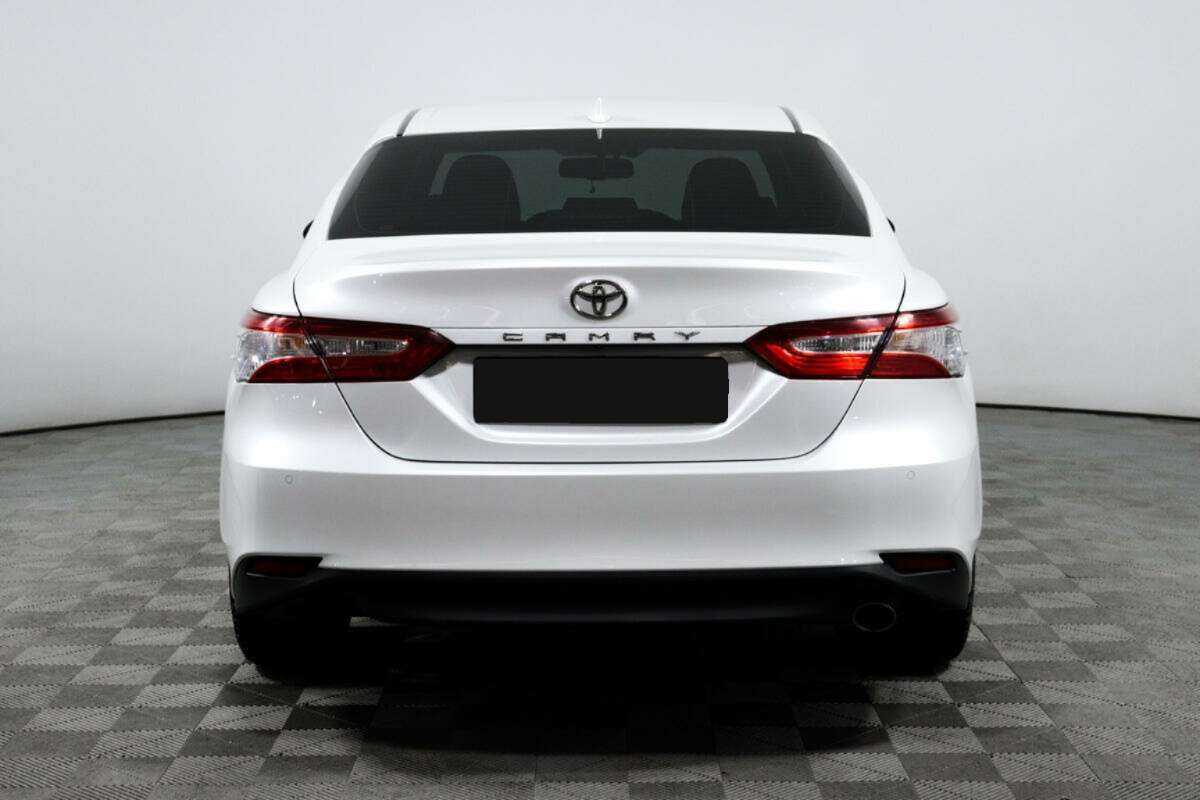 Купить Toyota Camry с пробегом. Фото: #5
