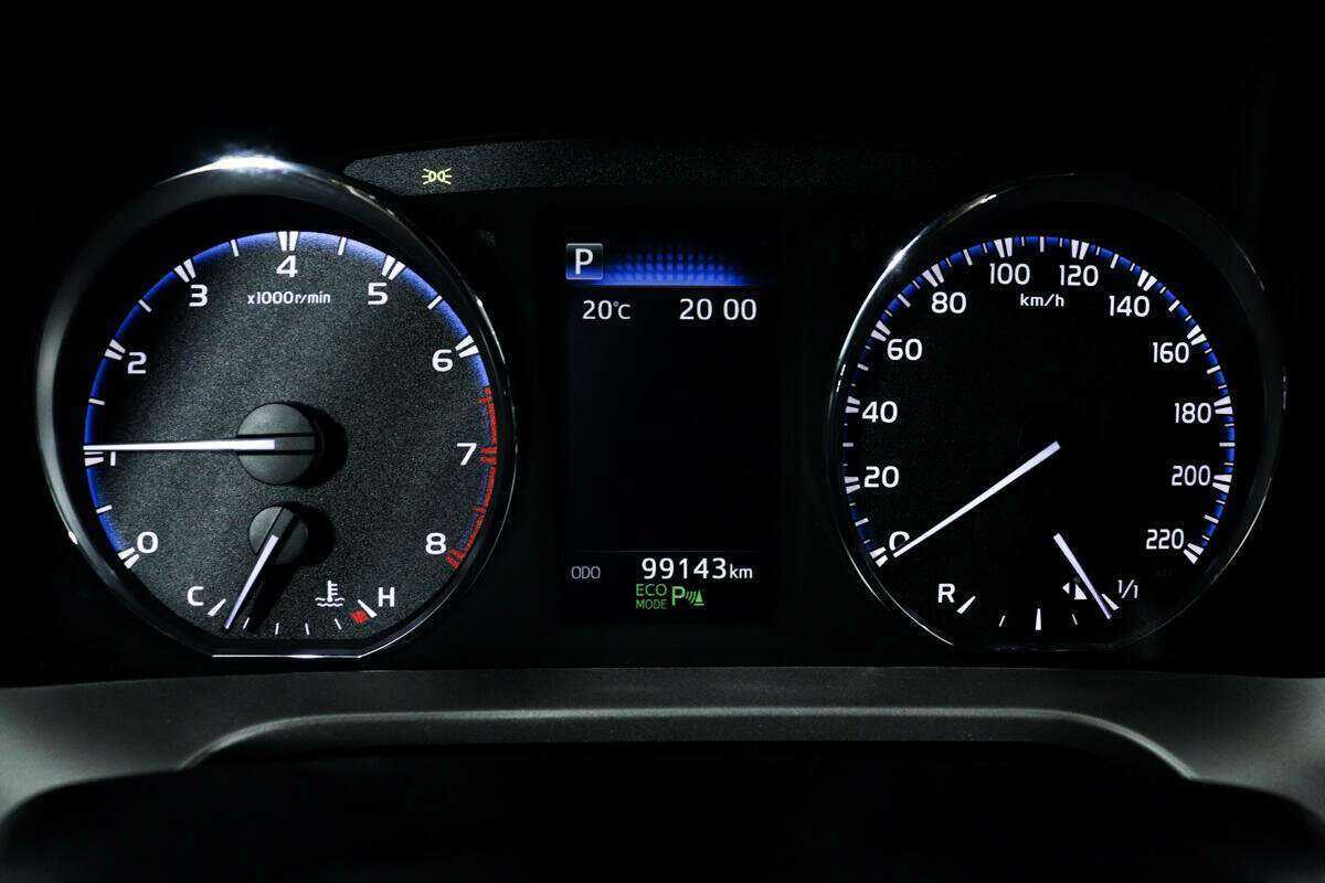 Купить Toyota RAV4 с пробегом. Фото: #9