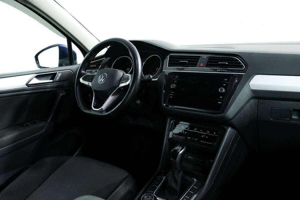 Купить Volkswagen Tiguan с пробегом. Фото: #8