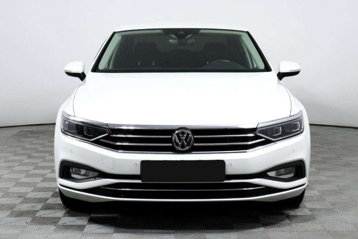 Купить Volkswagen Passat с пробегом. Фото: #1