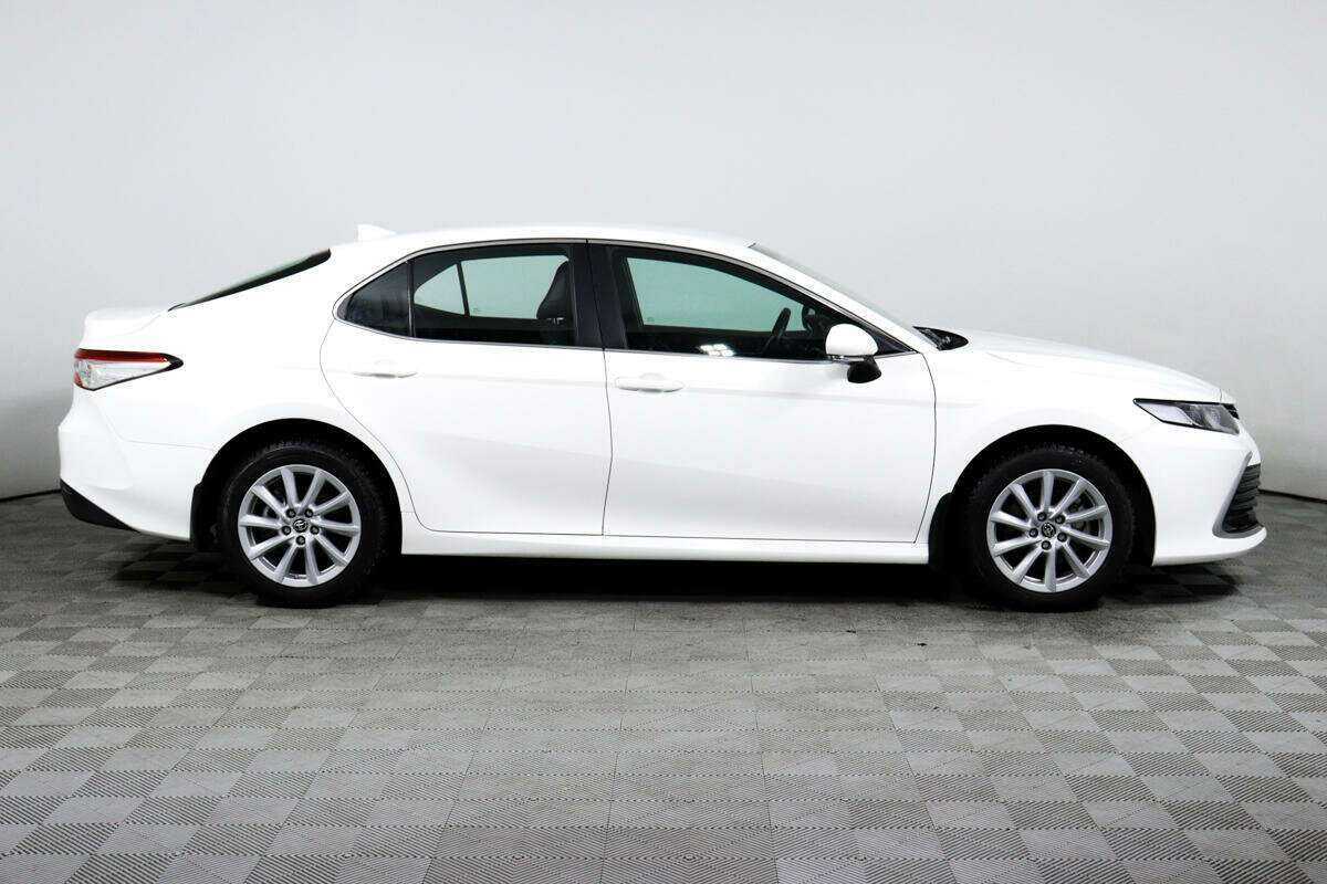 Купить Toyota Camry с пробегом. Фото: #3