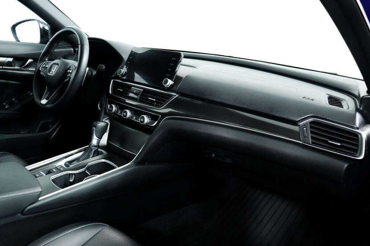 Купить Honda Accord с пробегом. Фото: #8