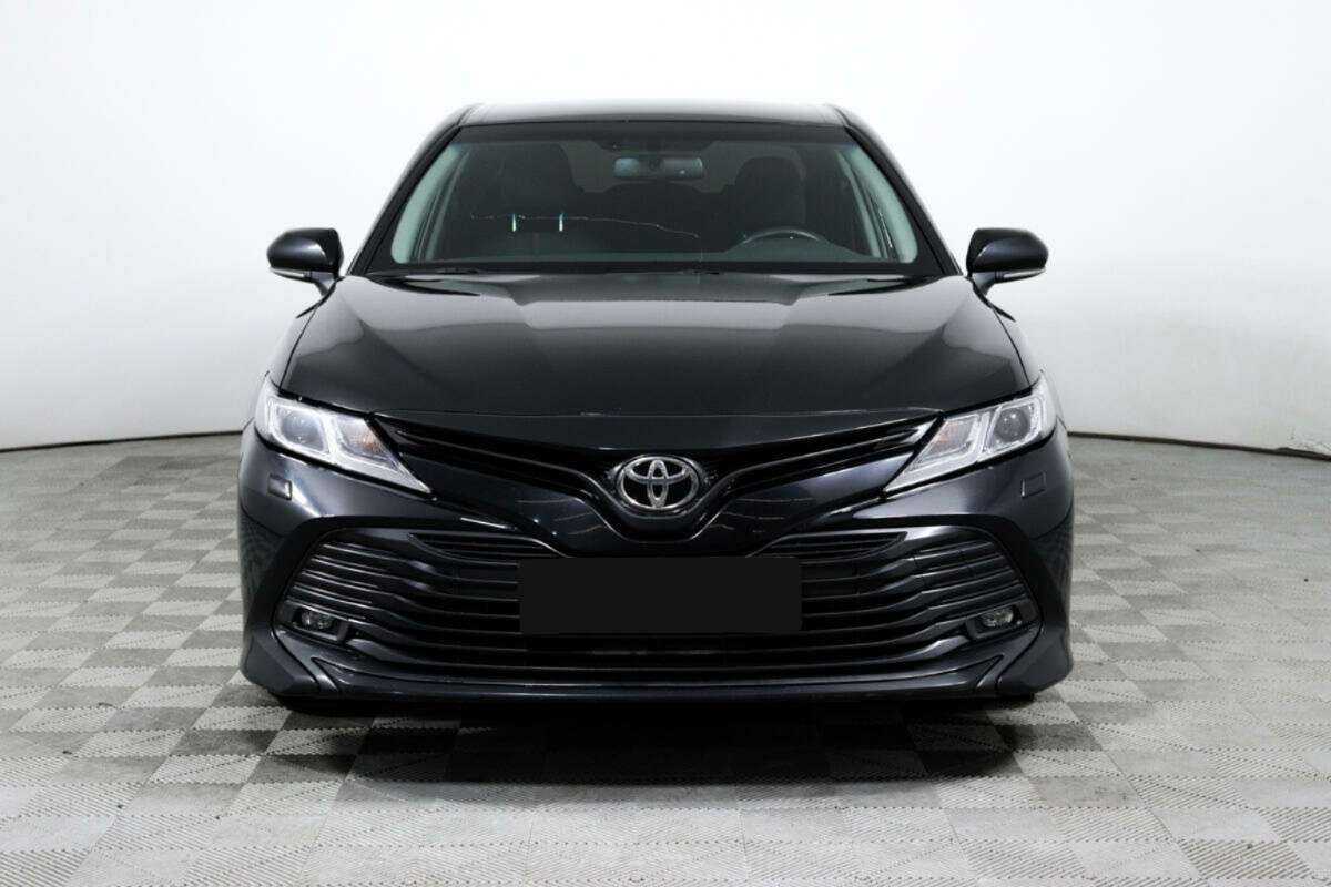 Купить Toyota Camry с пробегом. Фото: #1