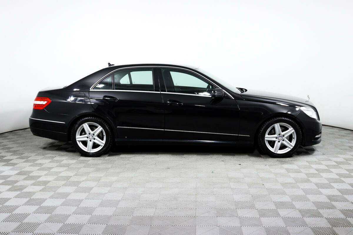 Купить Mercedes-Benz E-Класс с пробегом. Фото: #3