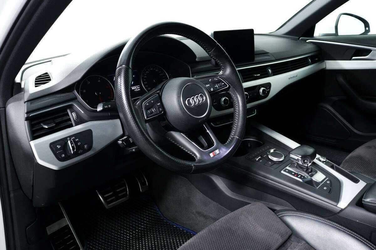 Купить Audi A4 с пробегом. Фото: #12