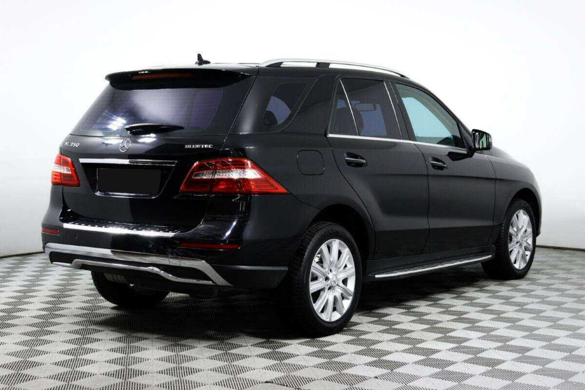Купить Mercedes-Benz M-Класс с пробегом. Фото: #4
