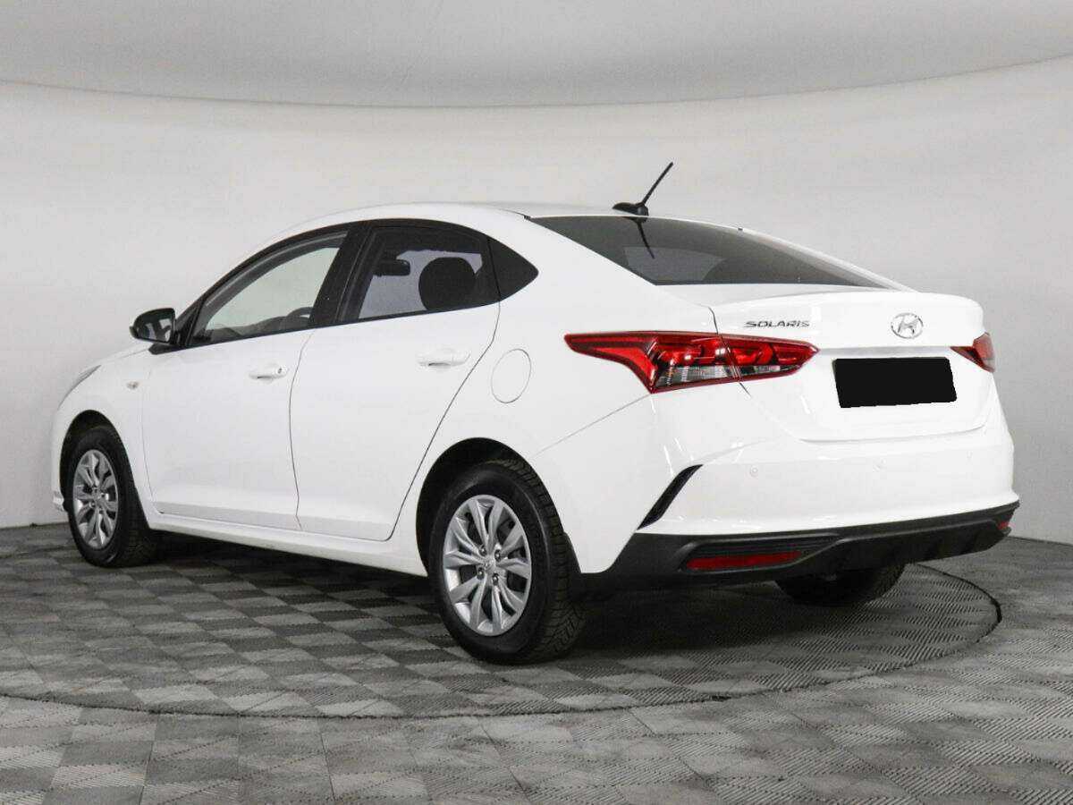Купить Hyundai Solaris с пробегом. Фото: #5