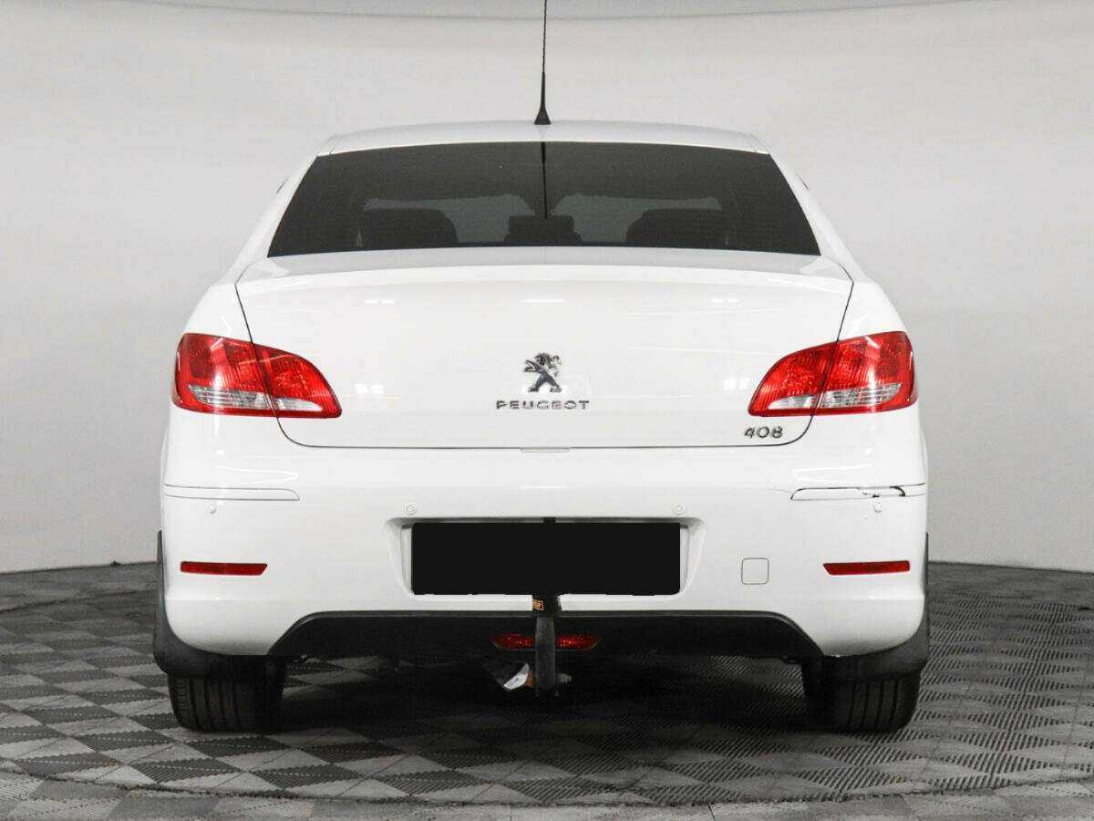 Купить Peugeot 408 с пробегом. Фото: #5