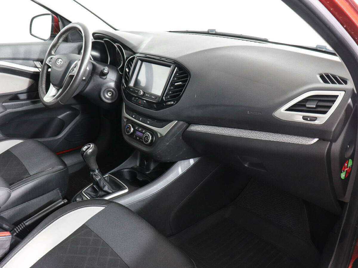 Купить Lada (ВАЗ) Vesta с пробегом. Фото: #8