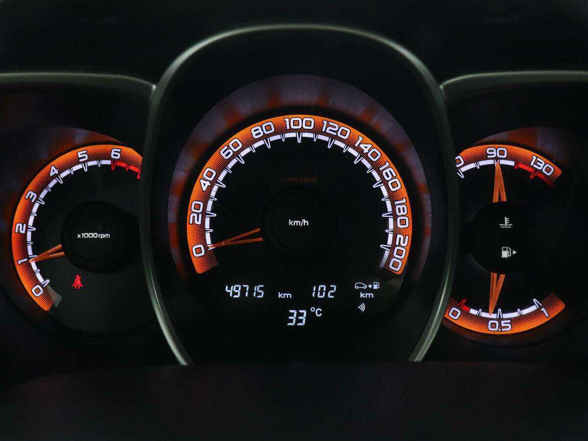 Купить Lada (ВАЗ) Vesta с пробегом. Фото: #9