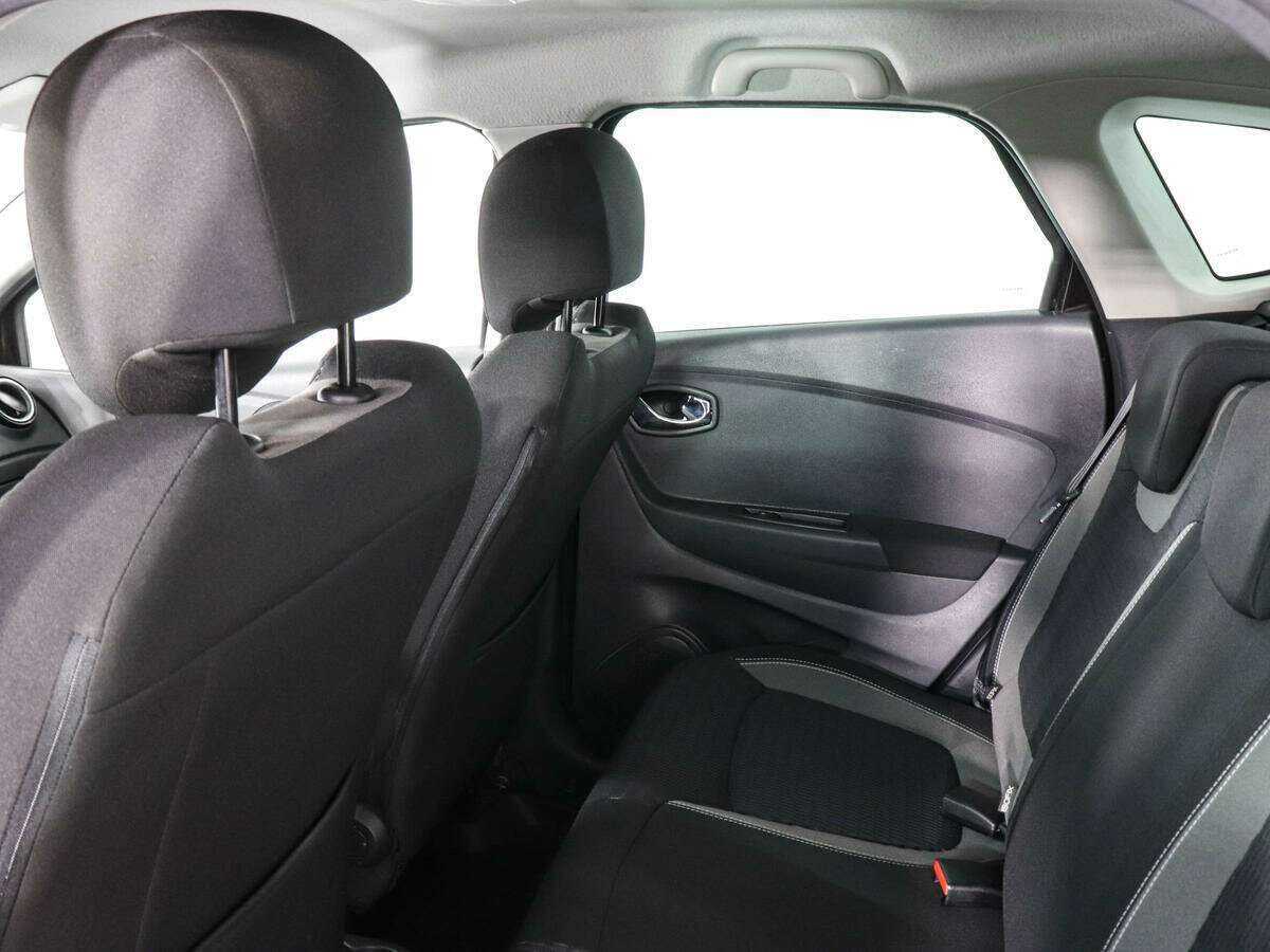 Купить Renault Kaptur с пробегом. Фото: #9