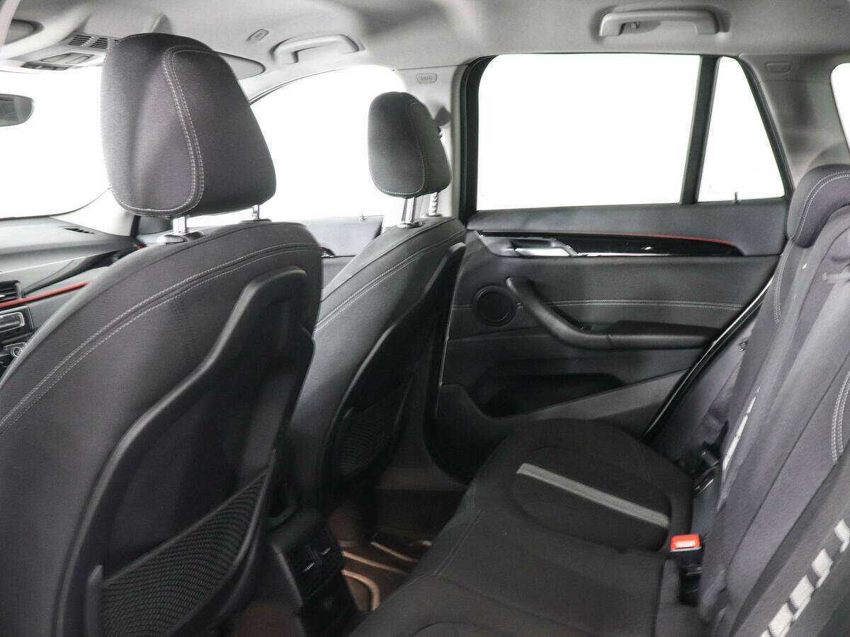 Купить BMW X1 с пробегом. Фото: #10