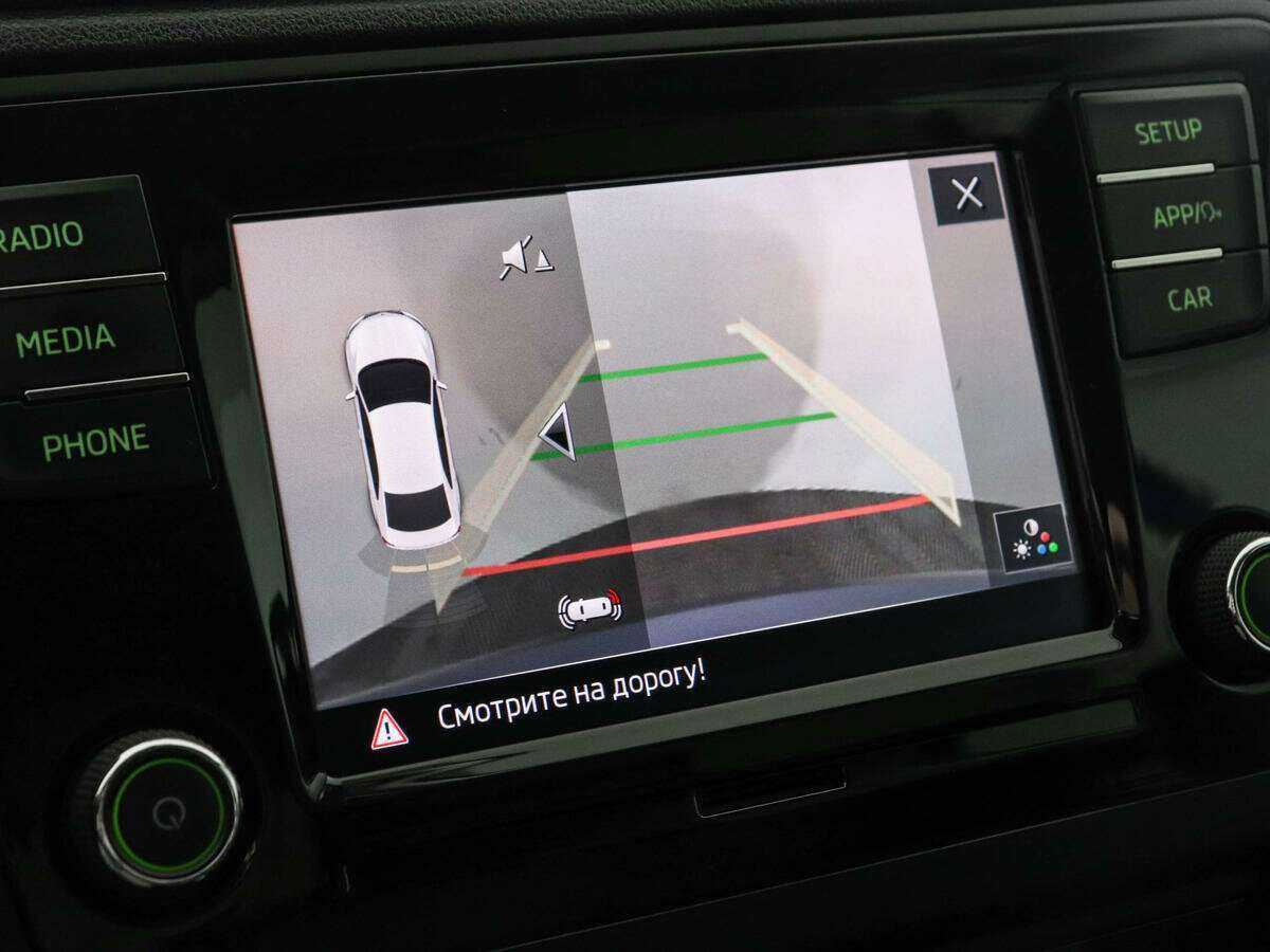 Купить Skoda Rapid с пробегом. Фото: #12