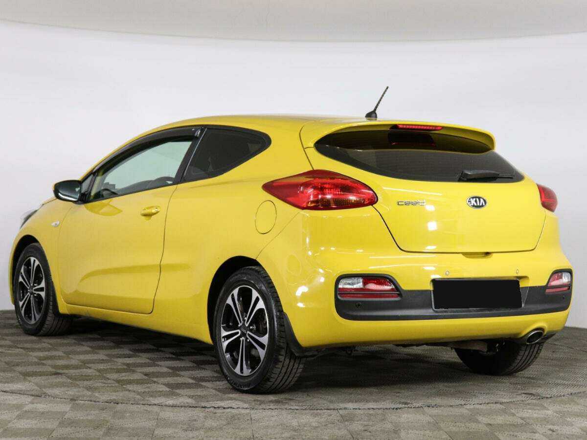 Купить Kia Ceed с пробегом. Фото: #6