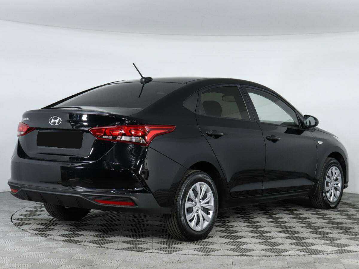 Купить Hyundai Solaris с пробегом. Фото: #4