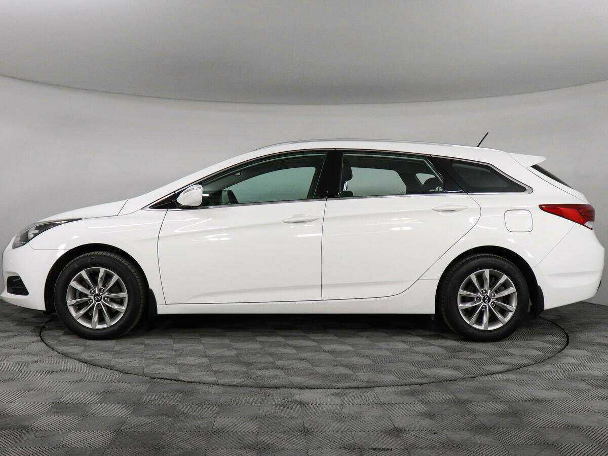Купить Hyundai i40 с пробегом. Фото: #6