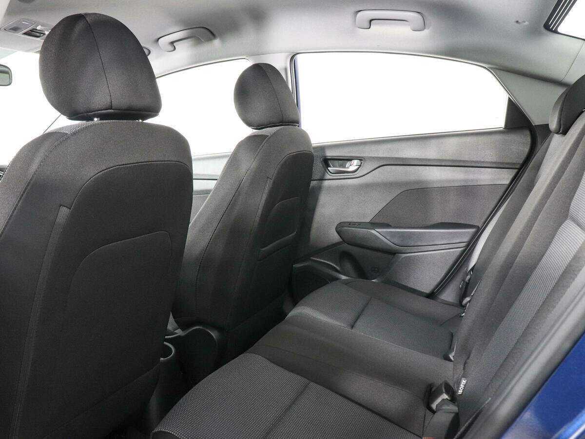 Купить Hyundai Solaris с пробегом. Фото: #11