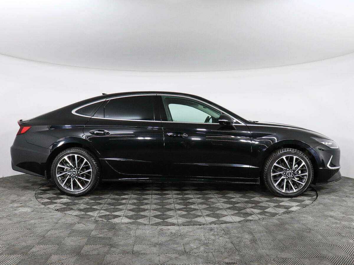 Купить Hyundai Sonata с пробегом. Фото: #3