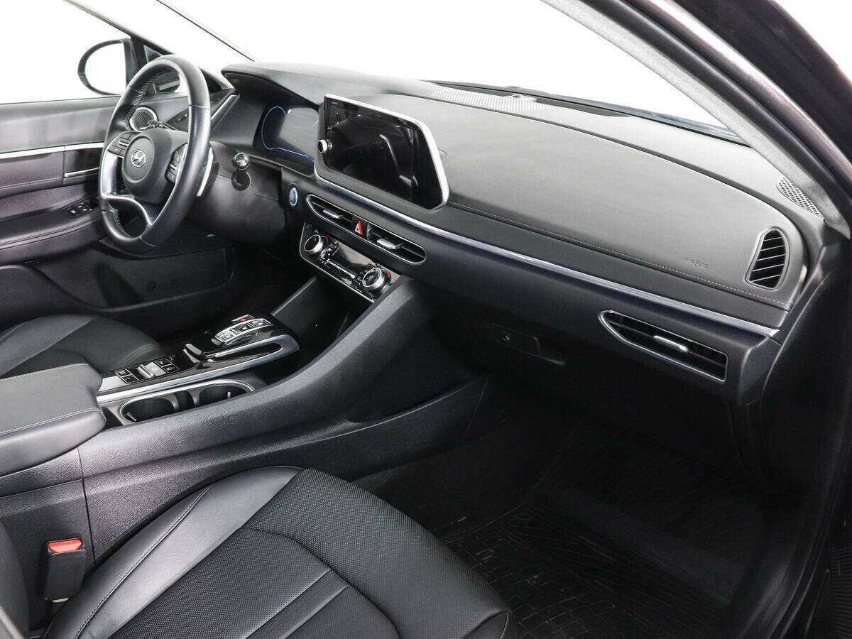 Купить Hyundai Sonata с пробегом. Фото: #9