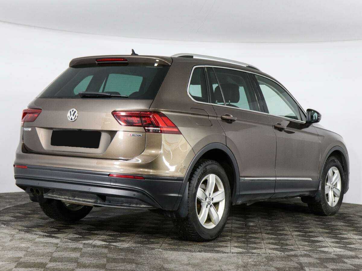 Купить Volkswagen Tiguan с пробегом. Фото: #2
