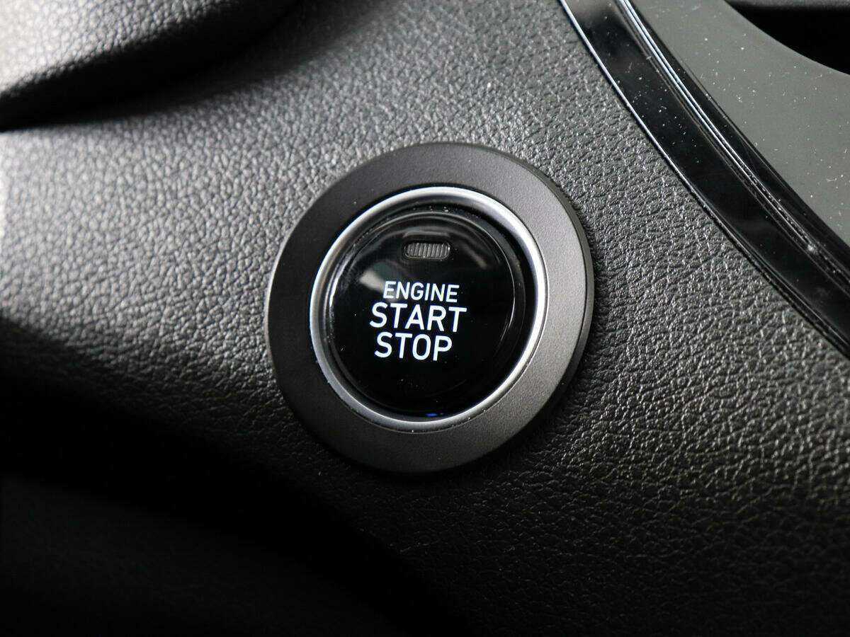 Купить Hyundai Solaris с пробегом. Фото: #8