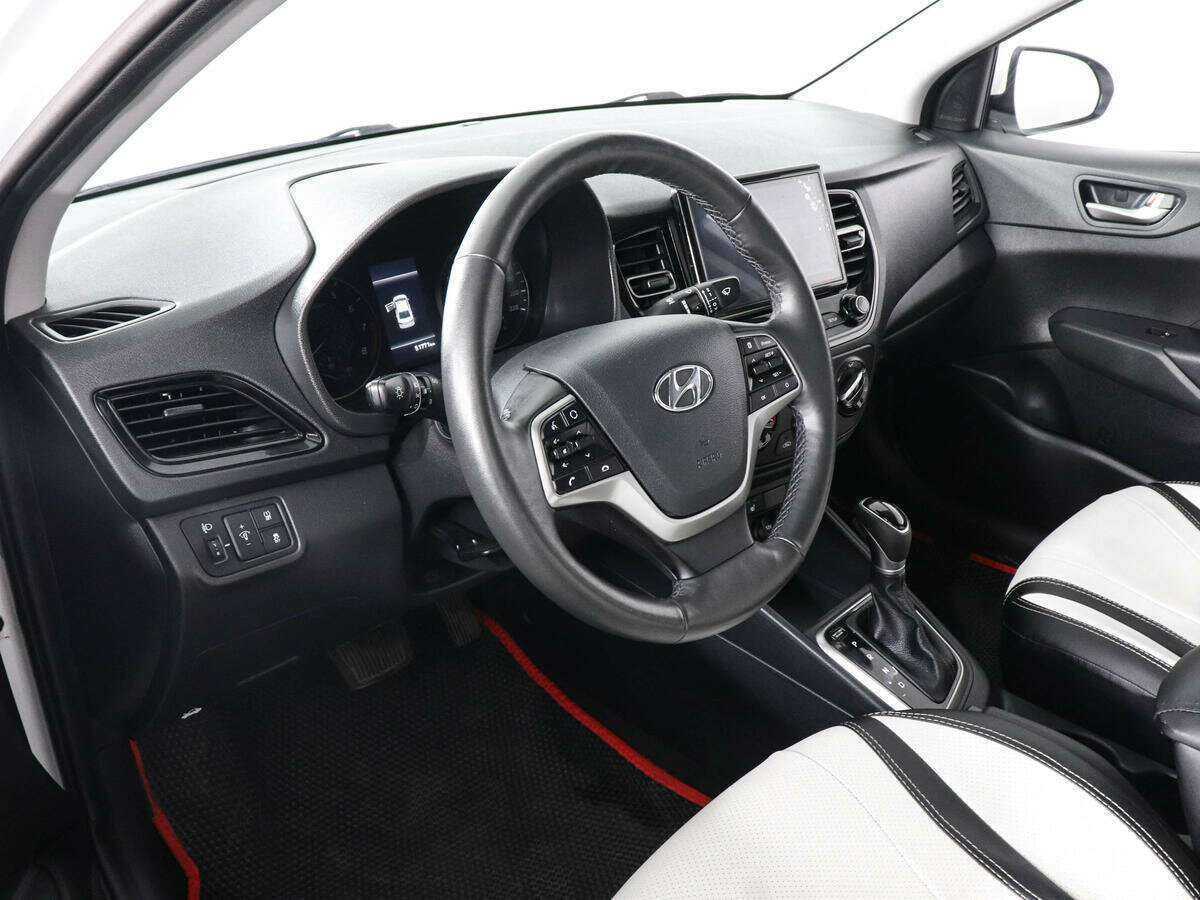 Купить Hyundai Solaris с пробегом. Фото: #7